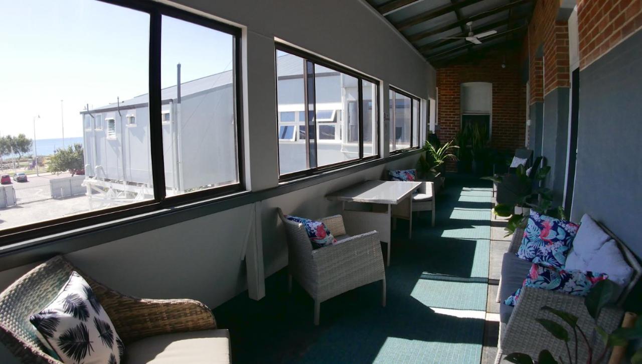 Geraldton Backpackers Hostel Exterior foto