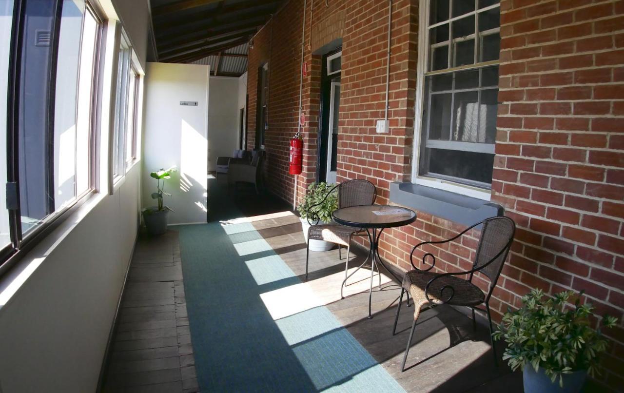Geraldton Backpackers Hostel Exterior foto