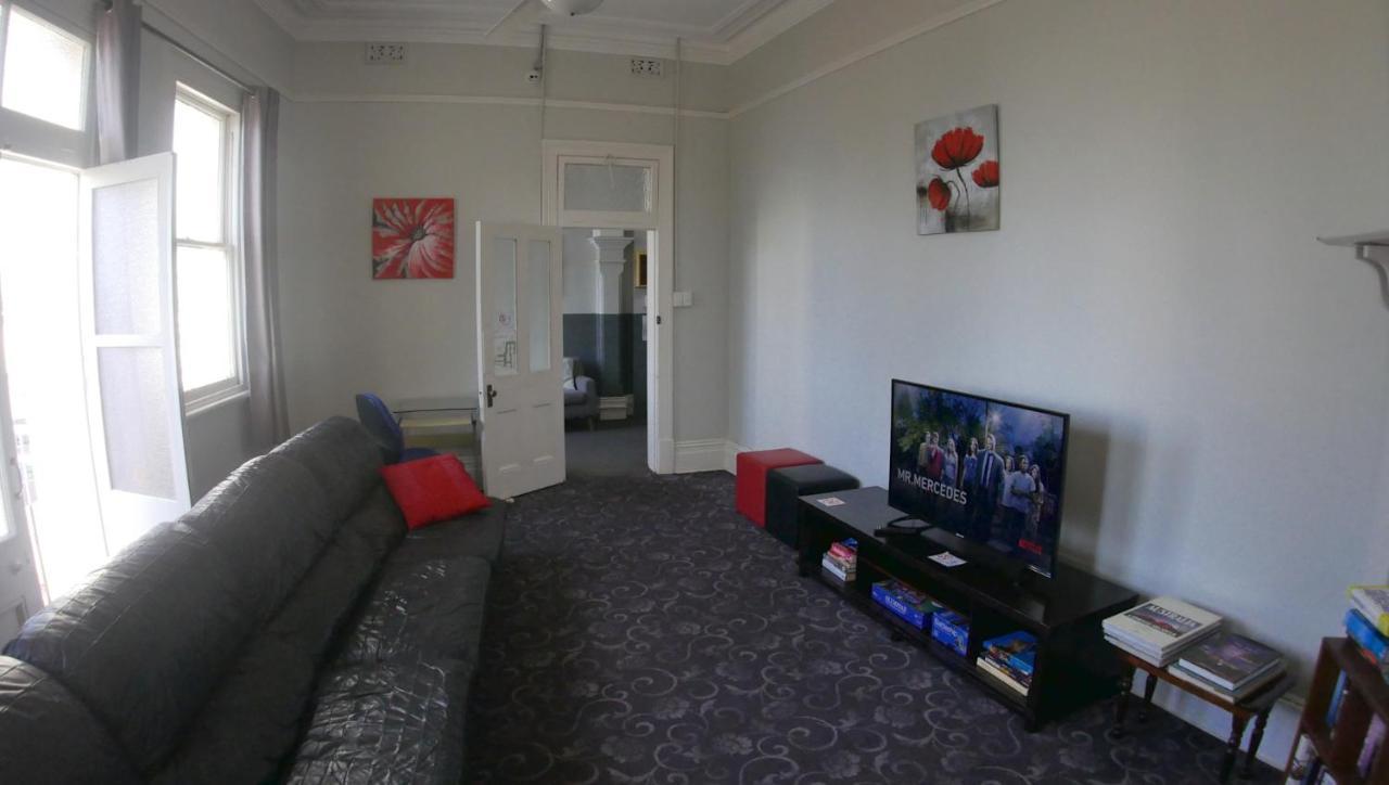 Geraldton Backpackers Hostel Exterior foto