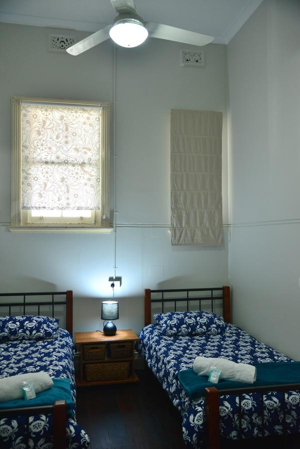 Geraldton Backpackers Hostel Exterior foto