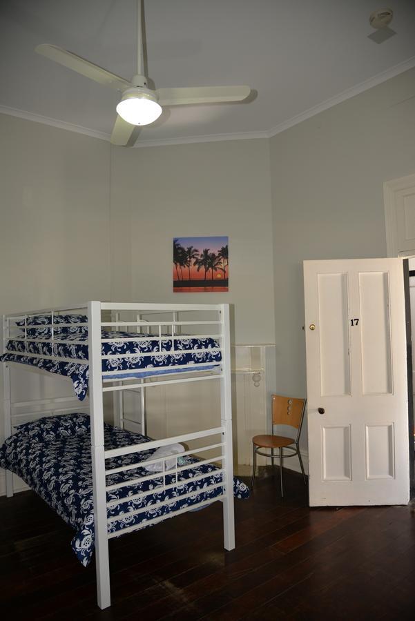 Geraldton Backpackers Hostel Exterior foto