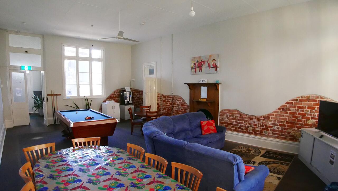 Geraldton Backpackers Hostel Exterior foto