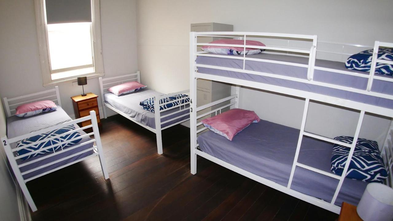 Geraldton Backpackers Hostel Exterior foto